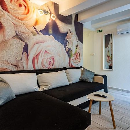 Apartments Rose1 Cres Zewnętrze zdjęcie