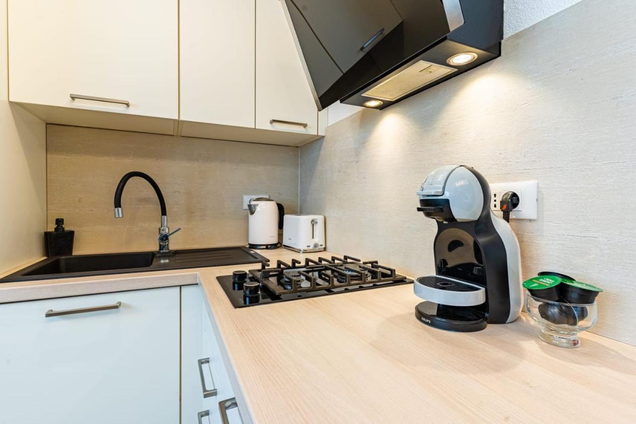 Apartments Rose1 Cres Zewnętrze zdjęcie