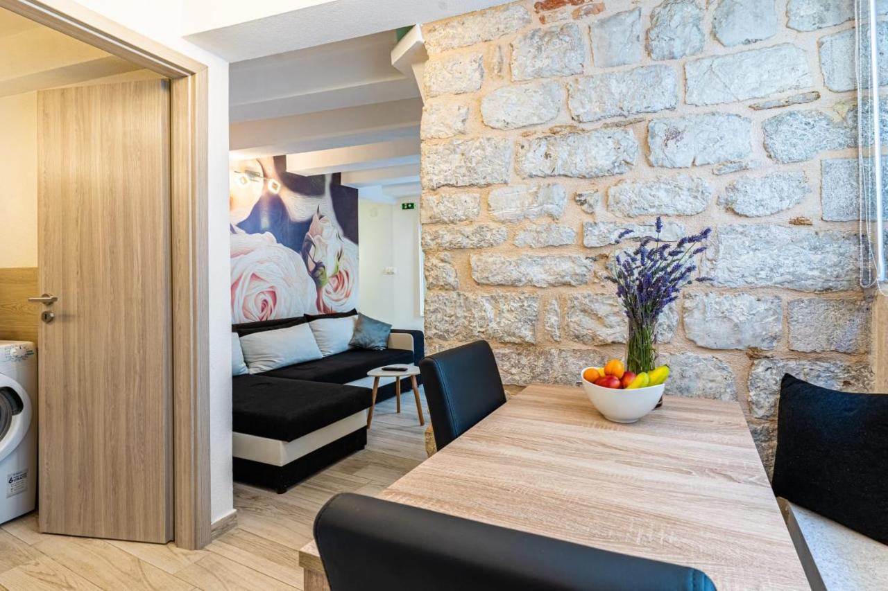 Apartments Rose1 Cres Zewnętrze zdjęcie